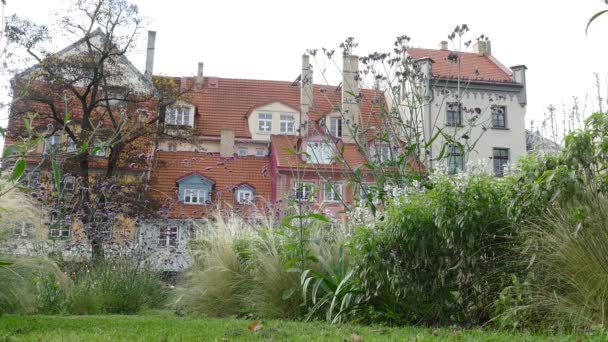 The Livu Square in Riga Old Town, Latvia. — Stock Video