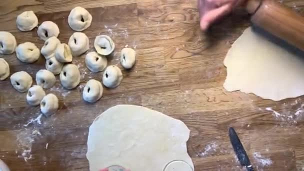 家庭自制奶酪饺子 — 图库视频影像