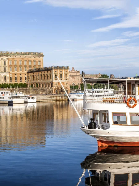 Stockholm Gündüz Gökyüzü Manzaralı Gamla Stan Kraliyet Sarayı Panoramik Kurgu — Stok fotoğraf