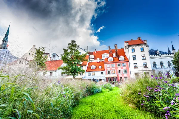 Bunte Mittelalterliche Häuser Auf Dem Livu Platz Rigas Altstadt Lettland — Stockfoto