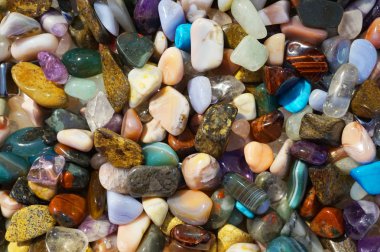 güzel arka plan olarak farklı doğal mineral mücevher koleksiyonu
