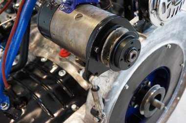 Eski araba gaz motoru çok güzel teknolojik altyapı olarak