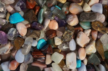 güzel arka plan olarak farklı doğal mineral mücevher koleksiyonu