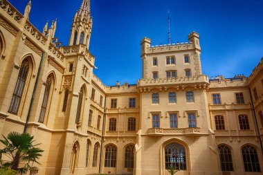 Çek Cumhuriyeti 'nden yazın Lednice Şatosu