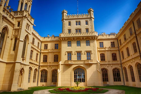 Lednice Slott Sommaren Från Tjeckien — Stockfoto