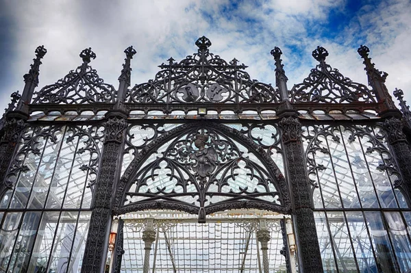 Old Metal Gateway Blue Sky — Stock Photo, Image