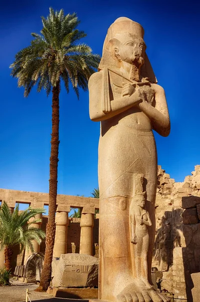 Stora Hypostyle Hall Och Moln Vid Tempel Karnak Egypten — Stockfoto