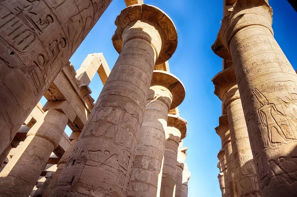 Stora Hypostyle Hall Och Moln Vid Tempel Karnak Egypten — Stockfoto