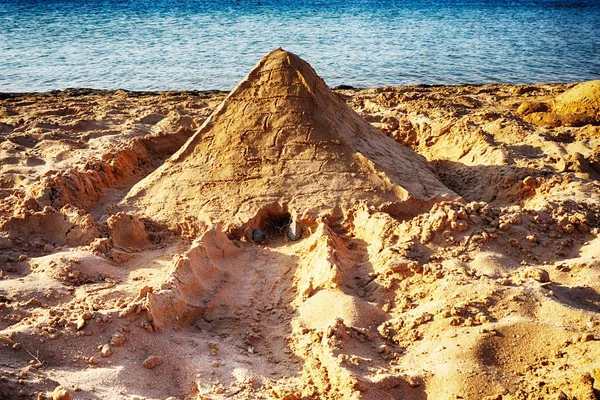 Zand Pyramide Egypte Strand Als Mooie Achtergrond — Stockfoto