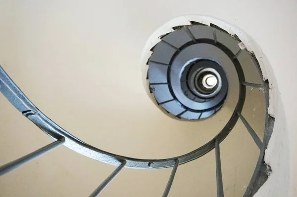 Красивая Спиральная Лестница Башни Минарета Леднице Хороший Фон — стоковое фото
