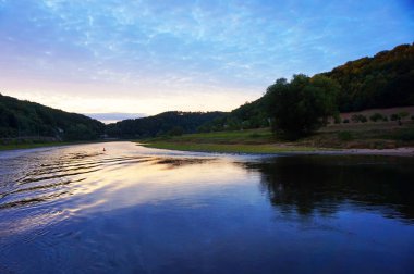 Elbe Nehri Çek Cumhuriyeti'nde, teknede