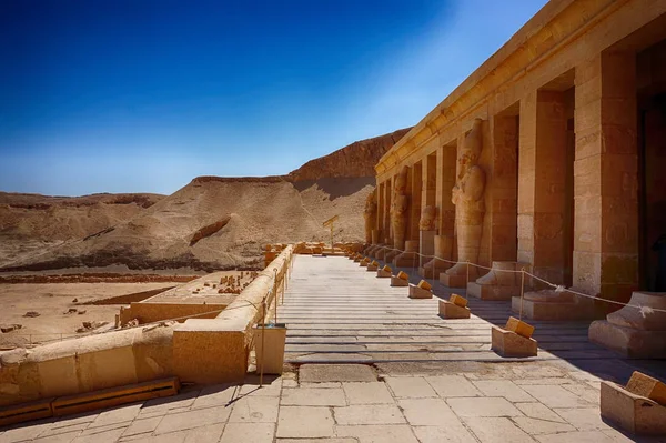 Templo Reina Hatsepsut Egipto —  Fotos de Stock