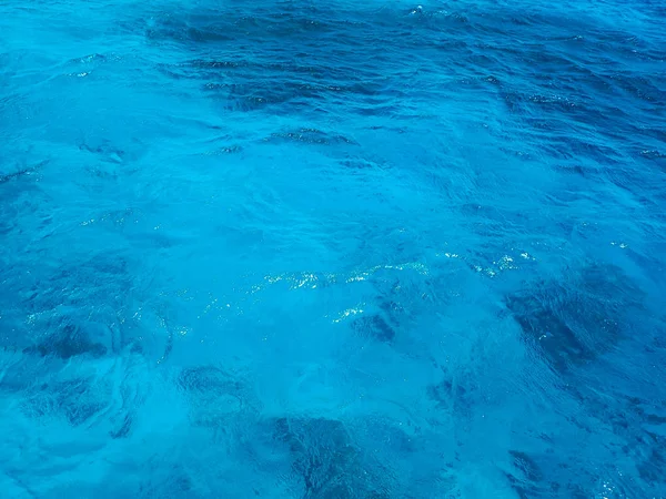 Текстура голубой воды из горячего Египта — стоковое фото
