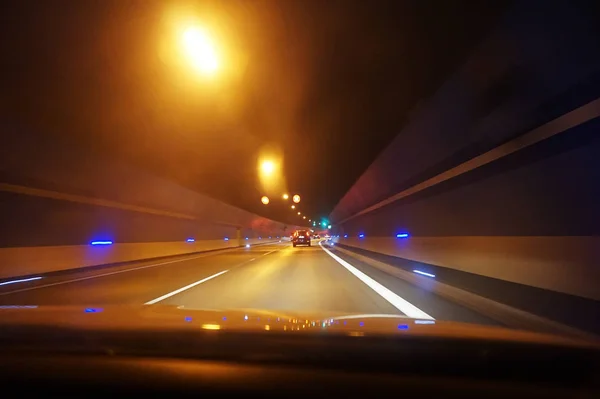 Corrida no túnel — Fotografia de Stock