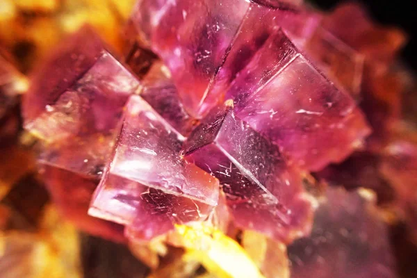 Violet fluorite minéral cubes texture — Photo