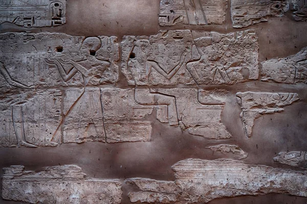 来自埃及卡纳克的象形文字纹理 — 图库照片