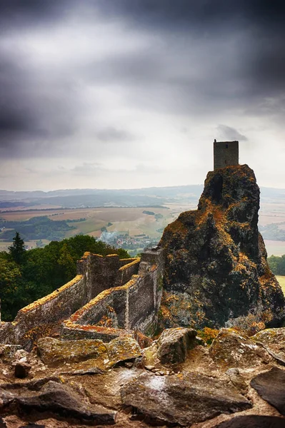 Vieux château trosky — Photo