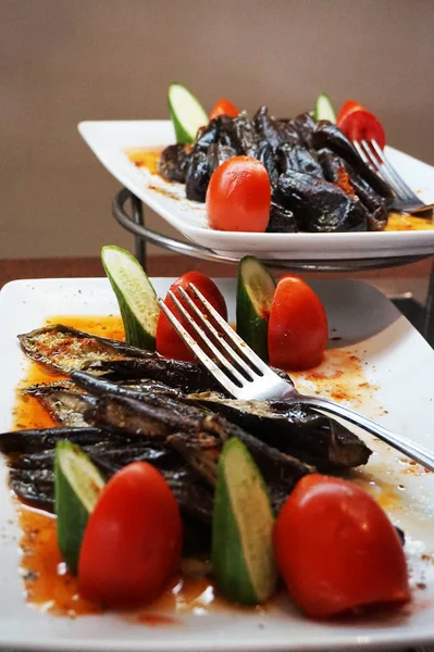 Baklažánské potraviny jako velmi hezké labužnické zázemí — Stock fotografie