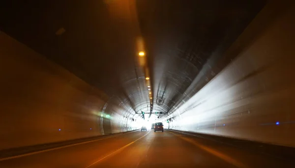 Car in the tunnel — Stock Photo, Image