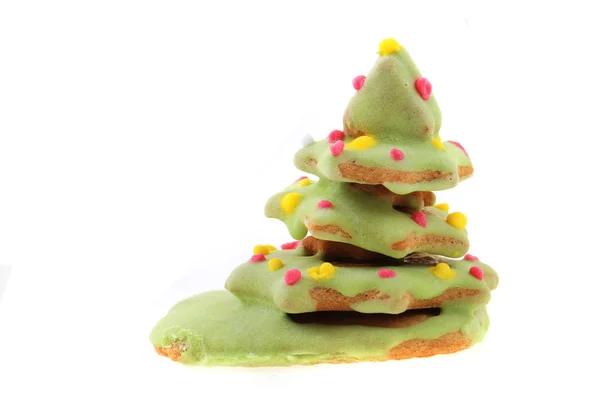 Árbol de Navidad de pan de jengibre aislado — Foto de Stock