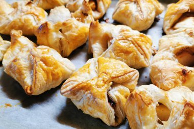 Küçük czech elmalı kekler