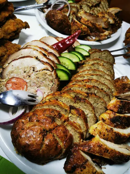 Csehül sütött marhahús mint ínyenc étel — Stock Fotó