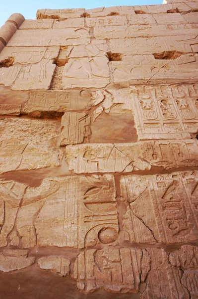 Ιερογλυφική Υφή Από Την Αίγυπτο Karnak Πολύ Ωραίο Φόντο — Φωτογραφία Αρχείου
