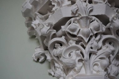 Güzel beyaz süs duvarı, çok güzel bir arka plan.