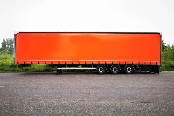 Parte Camion Arancione Sulla Strada — Foto Stock
