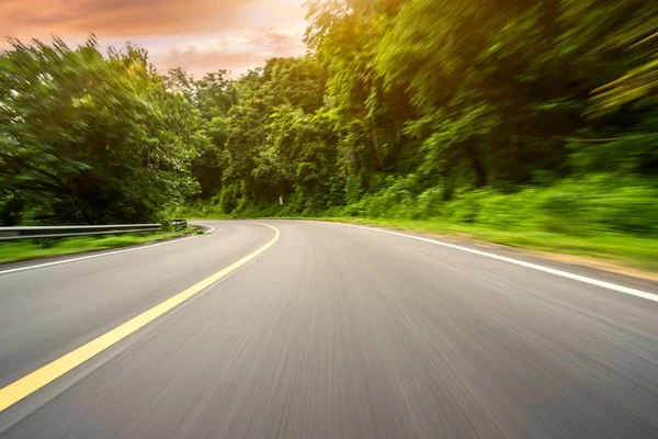 Bewegung Verschwommen Autobahn Auf Bergen — Stockfoto