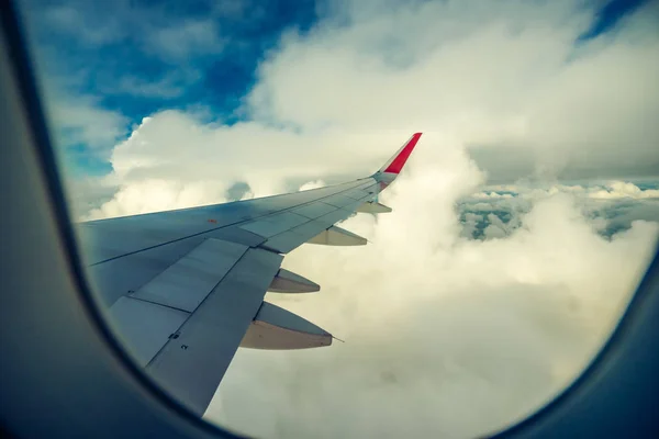 Het Vliegtuig Wolken — Stockfoto