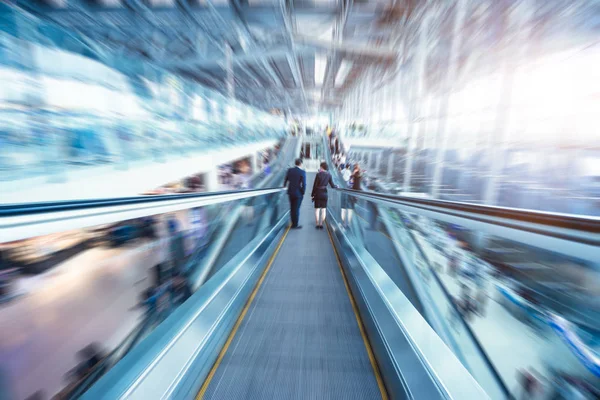 Cestující Letišti Motion Blur — Stock fotografie
