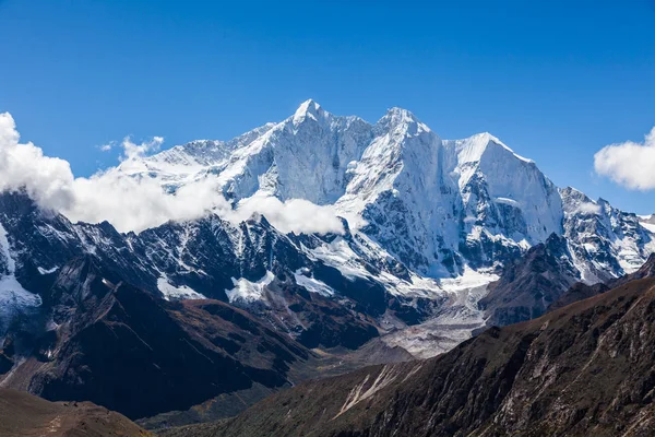 Hó hegyek Himalaya Tibetben — Stock Fotó