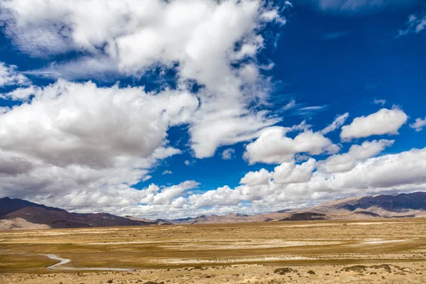 Góry w Himalajach Tybetu Chiny — Zdjęcie stockowe