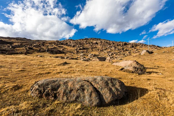 Stone mountains in Sichuan China — Stock Photo, Image