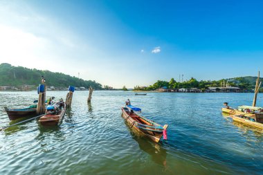 Tayland sahil şeridinde iskele