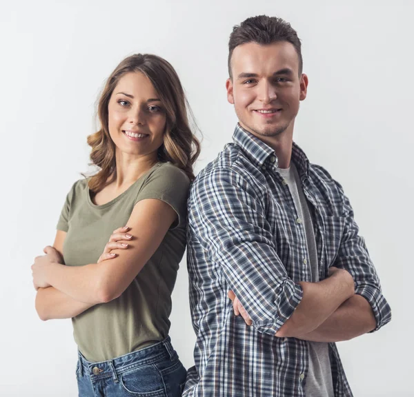 Belo Jovem Casal Roupas Casuais Está Costas Para Trás Com — Fotografia de Stock