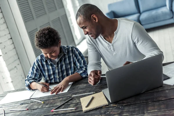 Happy Afro American Father Son Casual Clothes Drawing Smiling While — Stock Photo, Image