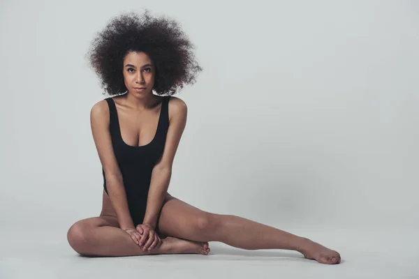 Afro Américaine en lingerie — Photo