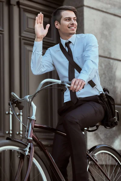 Worker with bicycle — Stock Photo, Image