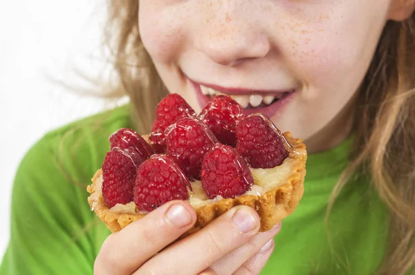 Little Girl Eating Cakes Fruits — Stock Photo, Image