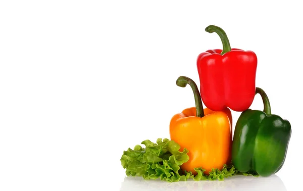 Set of three peppers on white background. Yellow, red and green — Stock Photo, Image