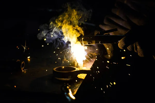 Welding steel with sparks — Stock Photo, Image