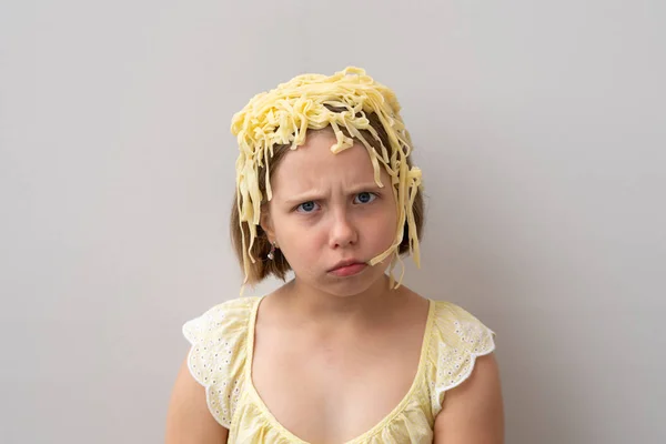 Little Girl Have Pasta Lying Her Head — Stock Photo, Image