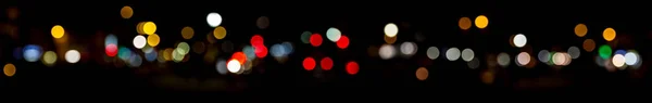 大きな都市の道路通りの夜ボケ トラフィック ライト — ストック写真