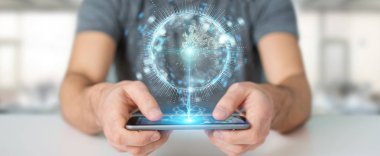 İşadamı üzerinde küre ağ hologram Avrupa ile harita 3B oluşturmayı kullanarak arka plan bulanık