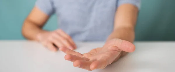 Businessman Showing Empty Hands Blurred Background — Stock Photo, Image