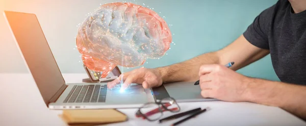 Графический Дизайнер Офисе Использованием Цифровой Проекции Человеческого Мозга Рендеринг — стоковое фото