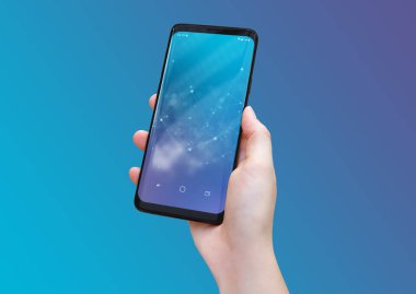 Beyaz Modern smatphone mockup tutan kadın el