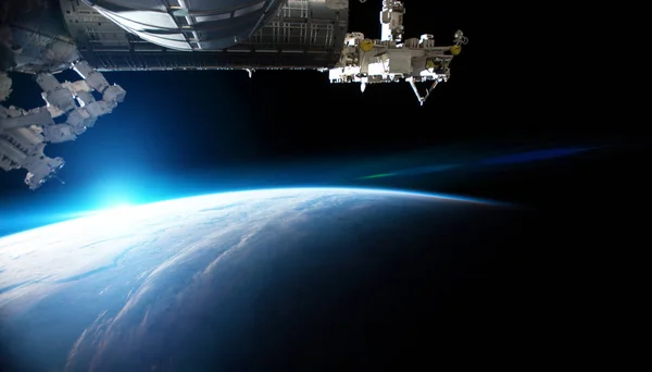 View of planet Earth from a space station window during a sunris — Stock Photo, Image